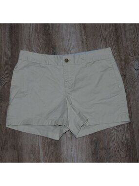 Khakis by Gap The 4" Short Women's Sz 4 Khaki Shorts
